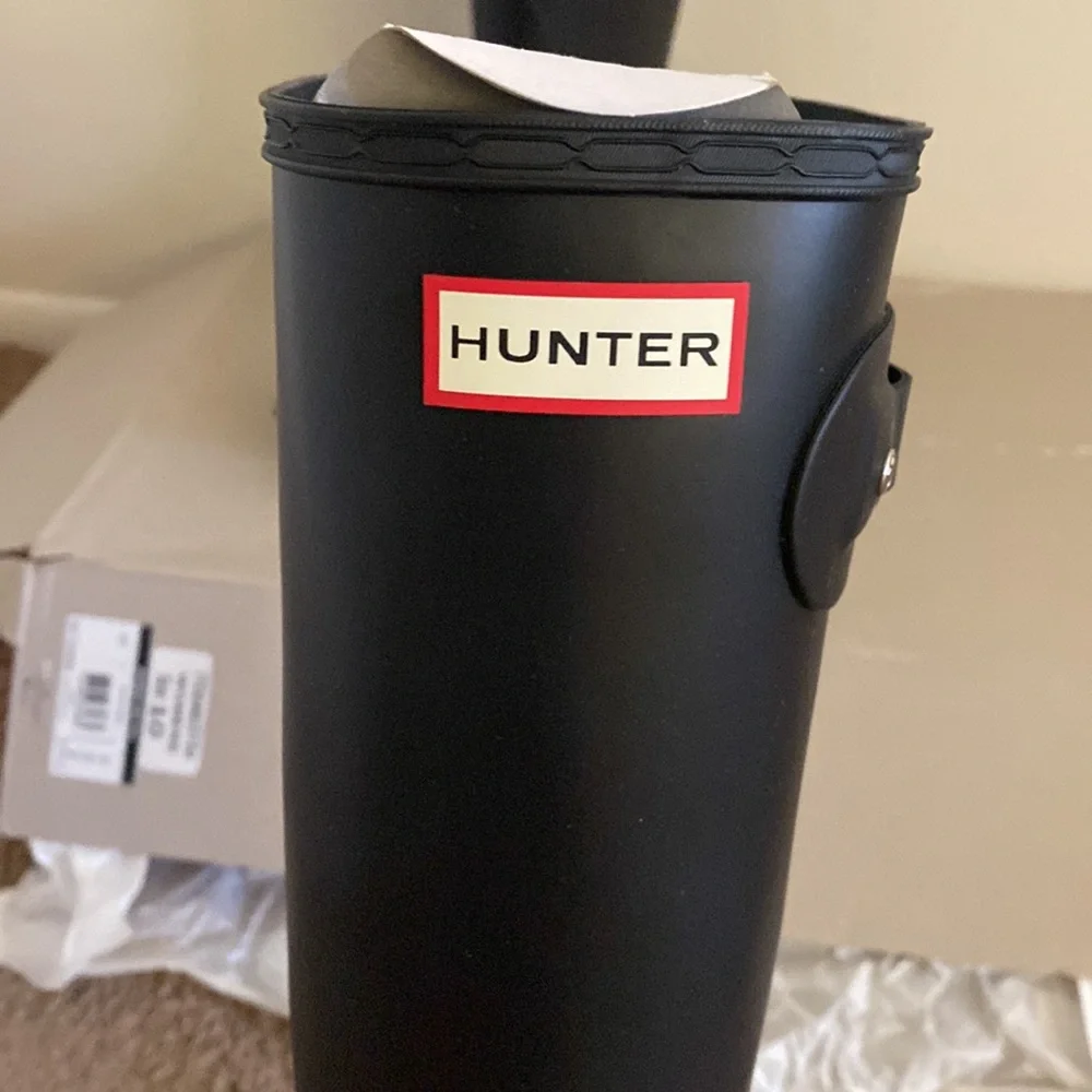 Brand New, still in box Hunter Boots Black, women’s size 10. - Picture 2 of 4